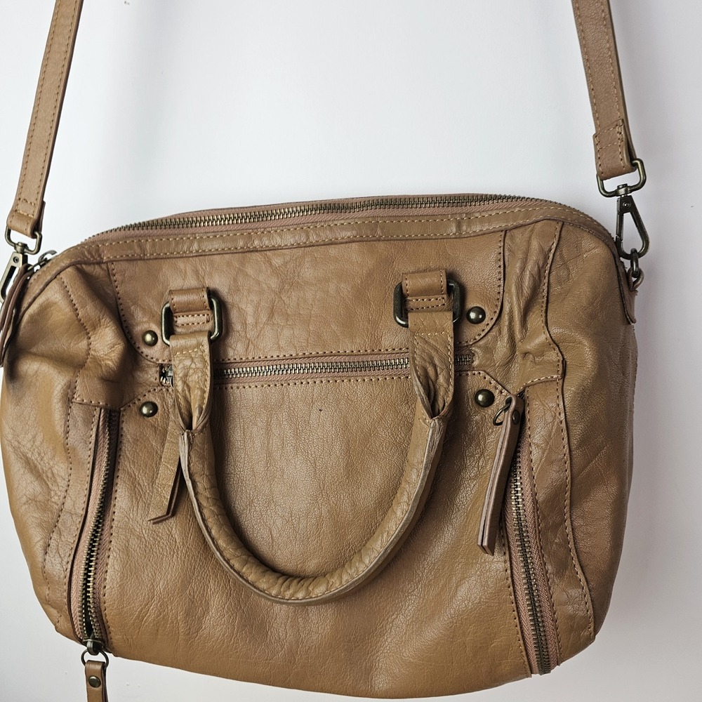 Lucky Brand Tan Brown Leather Satchel Shoulder Crossbody Bag Purse Zip Medium